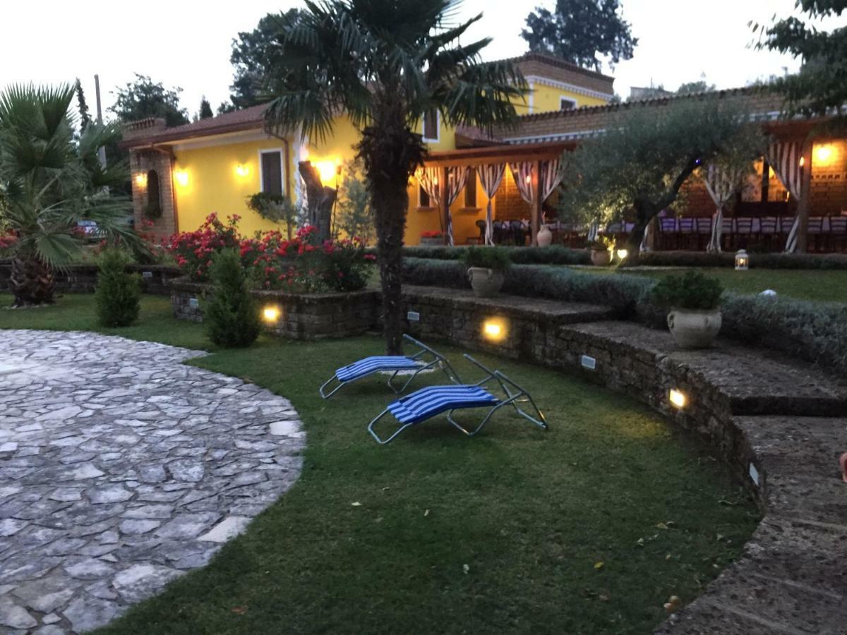 Villa "Casa Al Chiazzullo" Mirabella Eclano Kültér fotó